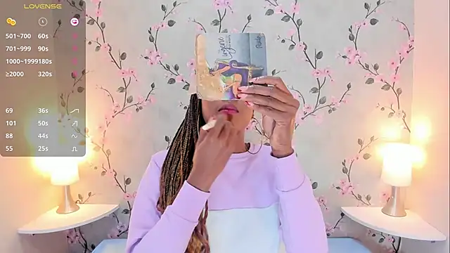 Snapshot of EmmySweett chatting on March 8, 2026, 8:12 pm EmmySweett online show from March 8, 2026, 8:12 pm