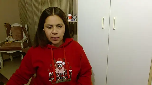 Snapshot of Sara_Brandon chatting on October 2, 2025, 2:37 am Sara Brandon online show from October 2, 2025, 2:37 am