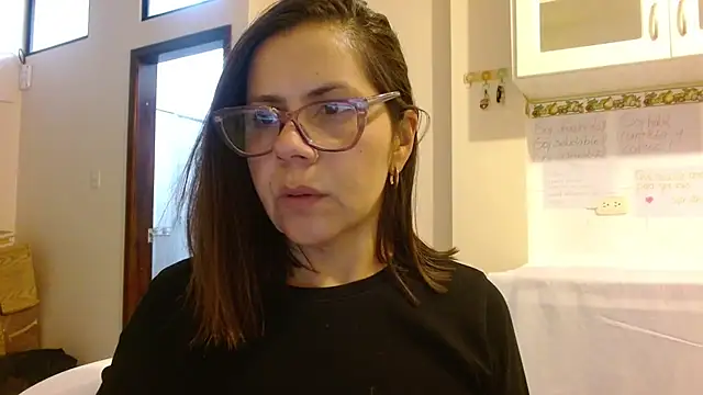 Snapshot of Sara_Brandon chatting on September 16, 2025, 12:55 am Sara Brandon online show from September 16, 2025, 12:55 am