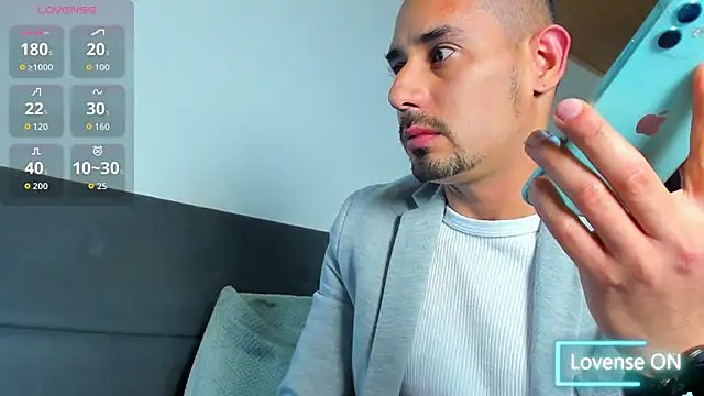 Snapshot of jhonyalzate2 chatting on March 11, 2026, 4:17 am jhonyalzate2 online show from March 11, 2026, 4:17 am