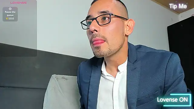 Snapshot of jhonyalzate2 chatting on March 20, 2026, 3:40 am jhonyalzate2 online show from March 20, 2026, 3:40 am