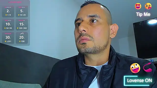 Snapshot of jhonyalzate2 chatting on February 4, 2025, 11:49 pm jhonyalzate2 online show from February 4, 2025, 11:49 pm