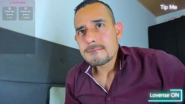 Snapshot of jhonyalzate2 chatting on September 14, 2025, 12:11 am jhonyalzate2 online show from September 14, 2025, 12:11 am