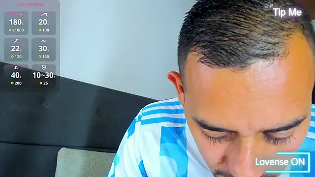 Snapshot of jhonyalzate2 chatting on September 15, 2025, 12:22 am jhonyalzate2 online show from September 15, 2025, 12:22 am