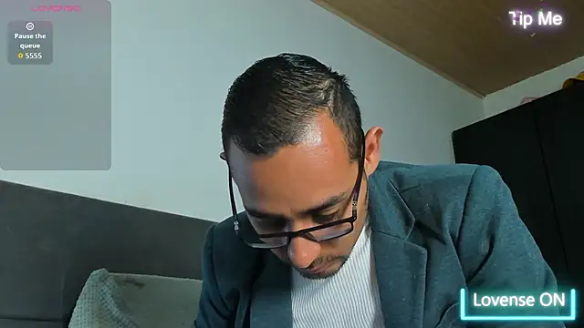 Snapshot of jhonyalzate2 chatting on April 16, 2026, 1:06 am jhonyalzate2 online show from April 16, 2026, 1:06 am