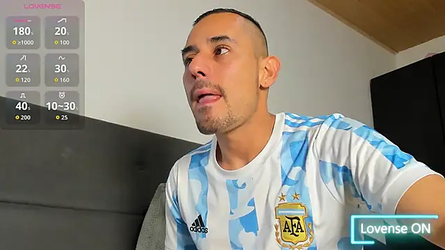 Snapshot of jhonyalzate2 chatting on March 5, 2026, 2:52 am jhonyalzate2 online show from March 5, 2026, 2:52 am