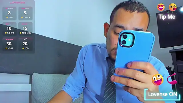 Snapshot of jhonyalzate2 chatting on February 1, 2025, 12:40 am jhonyalzate2 online show from February 1, 2025, 12:40 am