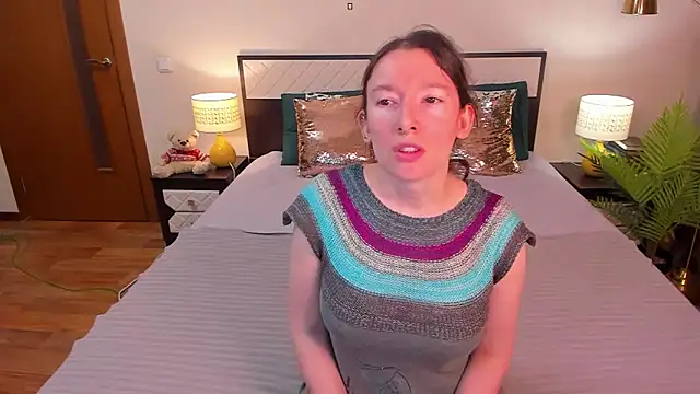 CatherineWalls online show from May 15, 2026, 3:26 am