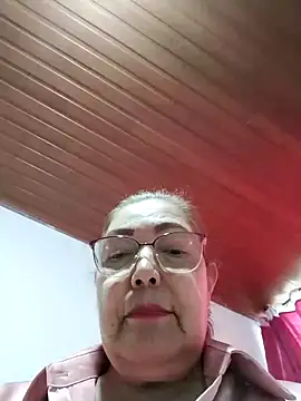 Snapshot of Vicky_Rosse chatting on February 11, 2026, 8:31 pm Vicky Rosse online show from February 11, 2026, 8:31 pm