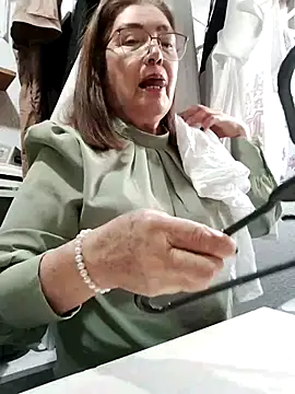 Snapshot of Vicky_Rosse chatting on February 6, 2026, 8:38 pm Vicky Rosse online show from February 6, 2026, 8:38 pm