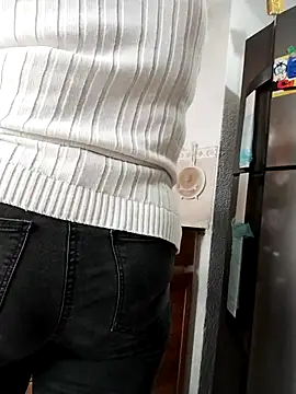 Snapshot of Vicky_Rosse chatting on February 23, 2026, 6:52 pm Vicky Rosse online show from February 23, 2026, 6:52 pm