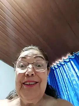 Snapshot of Vicky_Rosse chatting on May 26, 2026, 9:02 pm Vicky Rosse online show from May 26, 2026, 9:02 pm