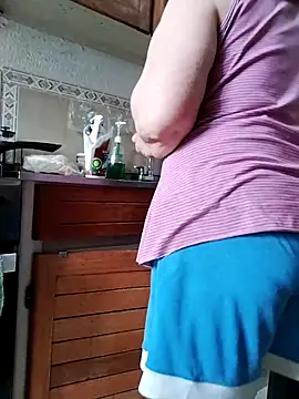 Snapshot of Vicky_Rosse chatting on February 14, 2026, 3:12 pm Vicky Rosse online show from February 14, 2026, 3:12 pm