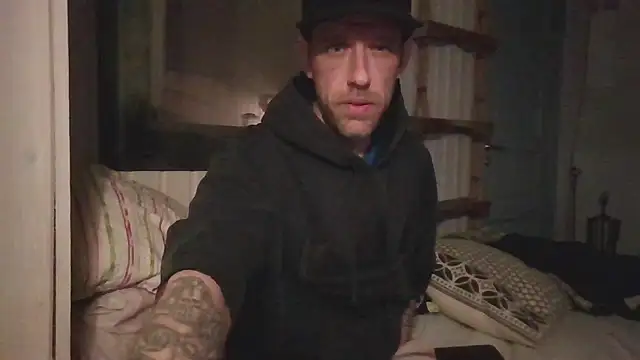 Stock-Holmes online show from April 2, 2026, 11:33 pm