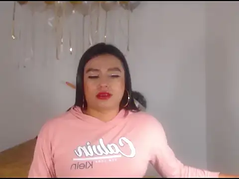 katrinawillff online show from February 15, 2026, 6:14 am