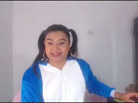 Snapshot of katrinawillff chatting on May 22, 2026, 6:00 am katrinawillff online show from May 22, 2026, 6:00 am