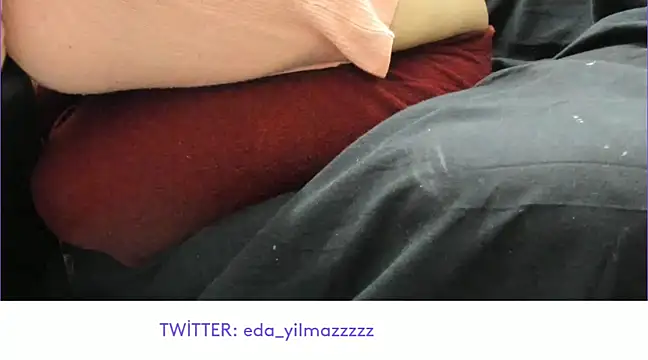 Snapshot of sexy_modelll chatting on March 8, 2025, 1:57 pm sexy modelll online show from March 8, 2025, 1:57 pm