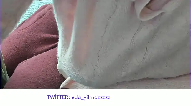Snapshot of sexy_modelll chatting on March 5, 2025, 5:29 am sexy modelll online show from March 5, 2025, 5:29 am