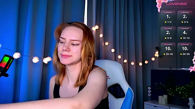 Snapshot of Ramona___ chatting on March 10, 2025, 9:45 am Ramona online show from March 10, 2025, 9:45 am