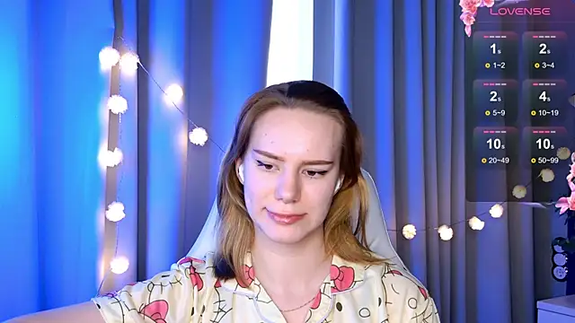Snapshot of Ramona___ chatting on February 11, 2025, 9:41 am Ramona online show from February 11, 2025, 9:41 am