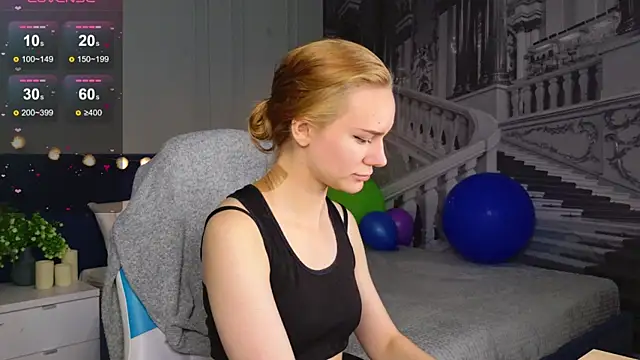 Snapshot of Ramona___ chatting on September 28, 2025, 5:47 am Ramona online show from September 28, 2025, 5:47 am