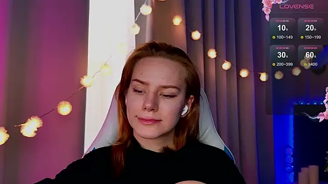 Snapshot of Ramona___ chatting on March 21, 2025, 9:45 am Ramona online show from March 21, 2025, 9:45 am