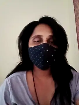 Snapshot of Indiantina chatting on November 15, 2025, 9:24 am Indiantina online show from November 15, 2025, 9:24 am