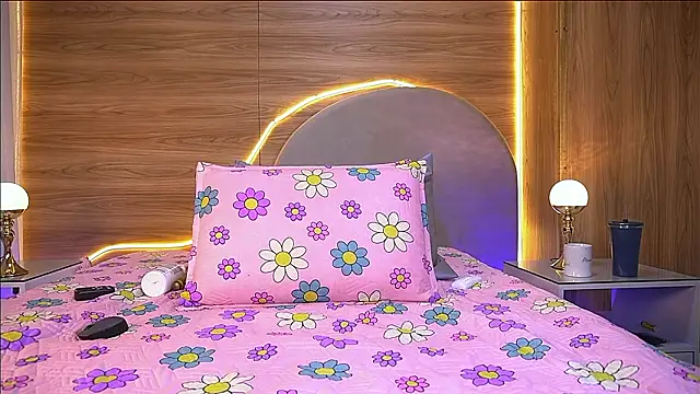 Snapshot of alexaa_walker chatting on February 21, 2026, 11:56 am alexaa walker online show from February 21, 2026, 11:56 am