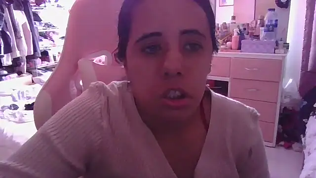 annarose19 online show from October 10, 2025, 7:47 pm