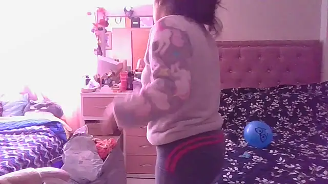 annarose19 online show from December 19, 2025, 8:11 pm