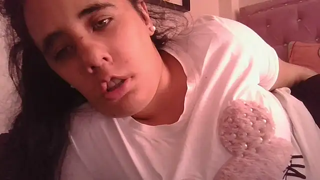 annarose19 online show from February 20, 2026, 8:22 pm