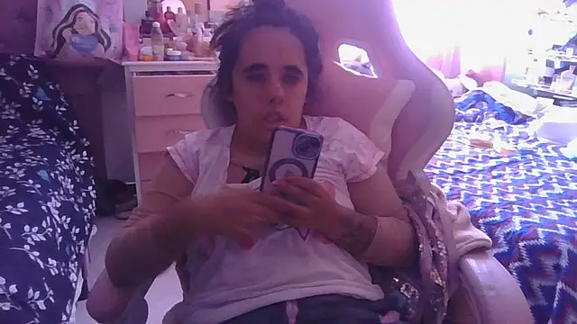 Snapshot of annarose19 chatting on April 29, 2026, 5:30 pm annarose19 online show from April 29, 2026, 5:30 pm