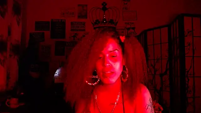 Snapshot of latinacubana chatting on April 9, 2026, 10:21 am latinacubana online show from April 9, 2026, 10:21 am