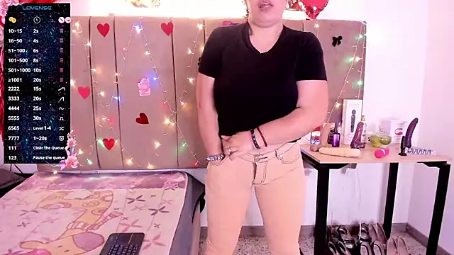 Snapshot of Zaly_mature chatting on December 4, 2025, 1:26 am Zaly mature online show from December 4, 2025, 1:26 am