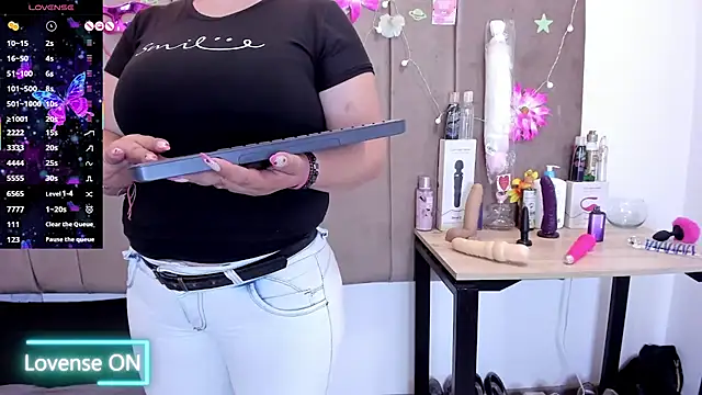 Zaly mature online show from September 13, 2025, 2:00 am