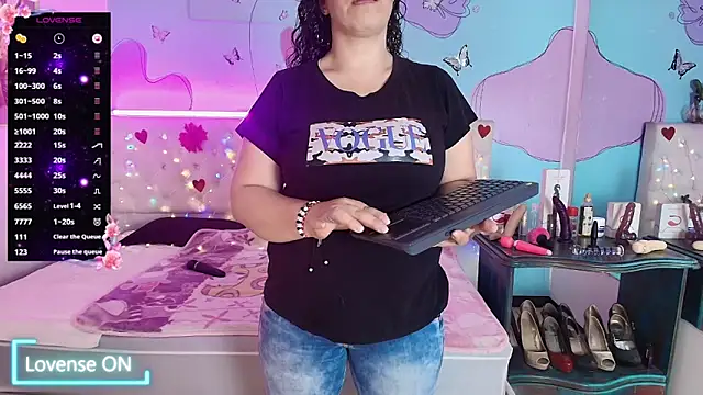 Zaly mature online show from May 26, 2026, 10:52 pm