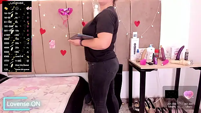 Zaly mature online show from October 15, 2025, 1:48 am