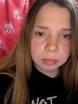 Zuli Kiska online show from April 3, 2026, 6:25 pm