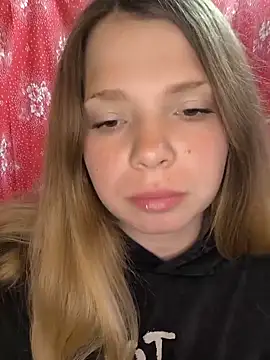 Zuli Kiska online show from May 13, 2026, 7:43 pm