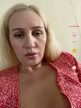 YourBlondee online show from July 15, 2026, 12:17 am