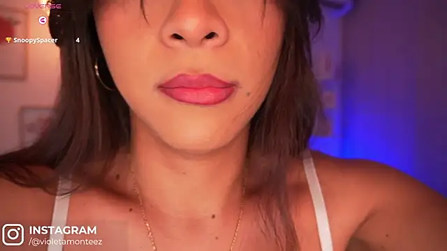 RubiOberli online show from September 13, 2025, 2:33 am