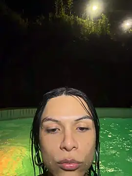 RubiOberli online show from May 17, 2026, 4:34 am