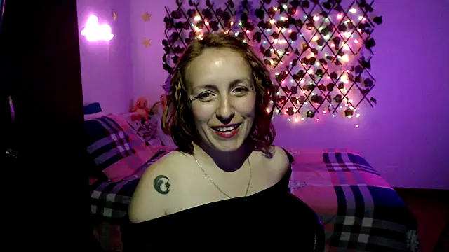 kittykalor09 online show from February 4, 2026, 1:22 am