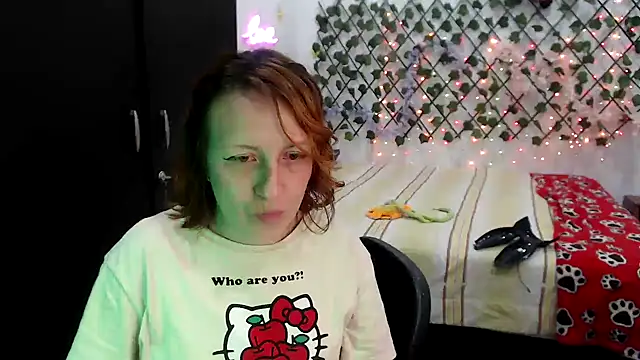 Snapshot of kittykalor09 chatting on March 28, 2026, 1:28 am kittykalor09 online show from March 28, 2026, 1:28 am