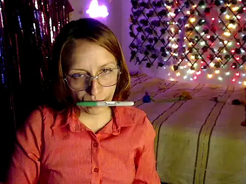 Snapshot of kittykalor09 chatting on February 28, 2026, 4:01 am kittykalor09 online show from February 28, 2026, 4:01 am