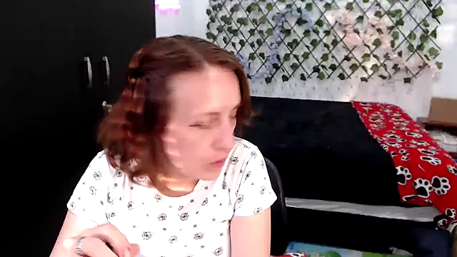 Snapshot of kittykalor09 chatting on April 3, 2026, 10:38 pm kittykalor09 online show from April 3, 2026, 10:38 pm