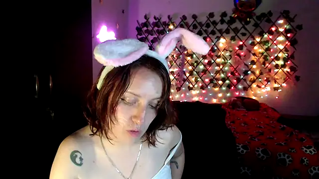 Snapshot of kittykalor09 chatting on April 2, 2026, 3:35 am kittykalor09 online show from April 2, 2026, 3:35 am