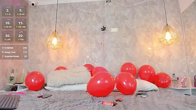 danaythamara1 online show from November 26, 2025, 8:58 am