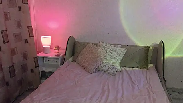 Vivian Davis online show from November 30, 2025, 8:31 pm