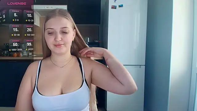 Snapshot of Adr1ana_ chatting on February 11, 2026, 7:41 am Adr1ana online show from February 11, 2026, 7:41 am